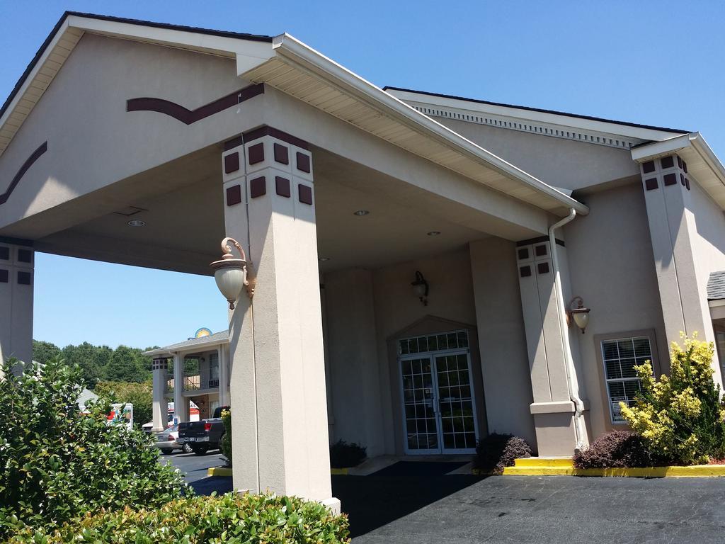 Hotel Super 8 By Wyndham Covington Exteriér fotografie